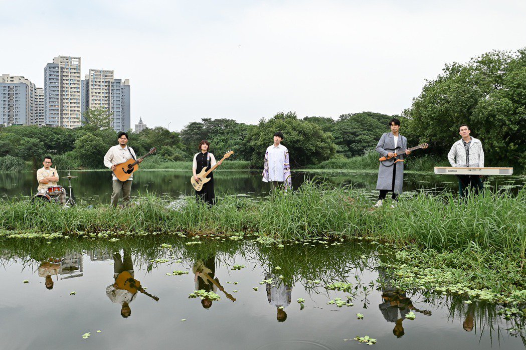 魚丁糸《Sorry青春》- 喝下这一杯，让过往的青春岁月从此翻篇